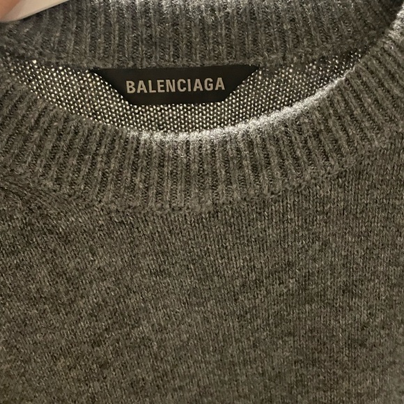 Balenciaga Grey Crewneck Shirt - Picture 6 of 7